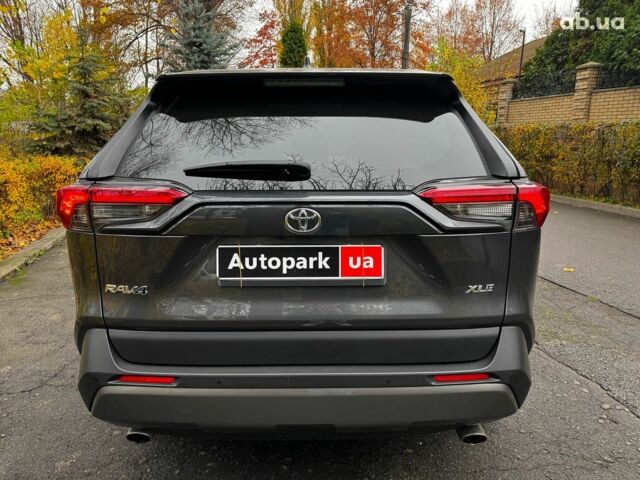 Серый Тойота РАВ 4, объемом двигателя 2.5 л и пробегом 142 тыс. км за 28990 $, фото 6 на Automoto.ua