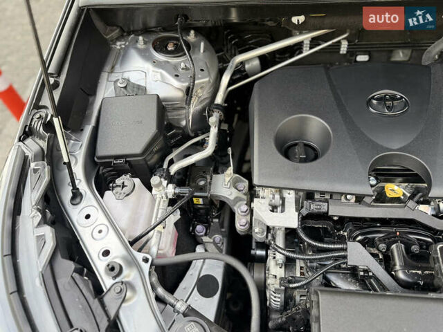 Тойота РАВ 4 2019 в Киеве на Automoto.ua Серый Тойота РАВ 4, объемом двигателя 1.99 л и пробегом 8 тыс. км за 27200 $, фото 27 на Automoto.ua