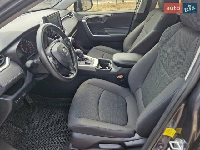 Сірий Тойота РАВ 4, об'ємом двигуна 2.5 л та пробігом 39 тис. км за 24199 $, фото 19 на Automoto.ua