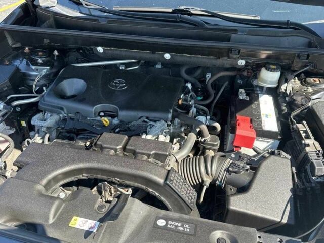 Сірий Тойота РАВ 4, об'ємом двигуна 0 л та пробігом 26 тис. км за 22900 $, фото 3 на Automoto.ua