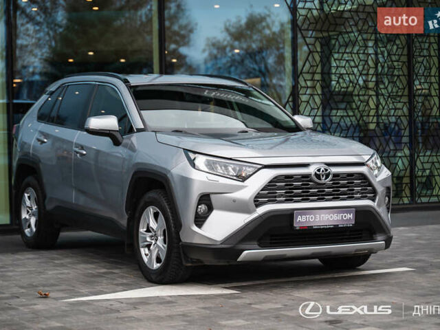 Сірий Тойота РАВ 4, об'ємом двигуна 1.99 л та пробігом 92 тис. км за 23500 $, фото 5 на Automoto.ua