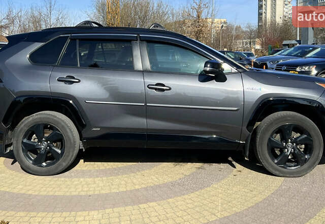 Сірий Тойота РАВ 4, об'ємом двигуна 2.49 л та пробігом 196 тис. км за 32000 $, фото 17 на Automoto.ua