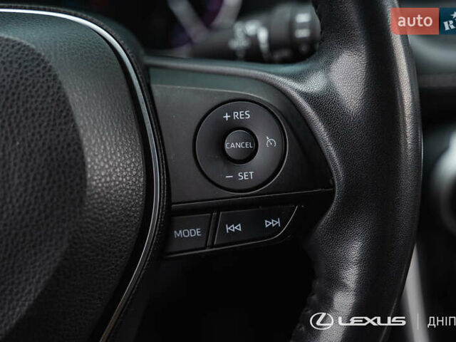 Сірий Тойота РАВ 4, об'ємом двигуна 1.99 л та пробігом 92 тис. км за 23500 $, фото 24 на Automoto.ua