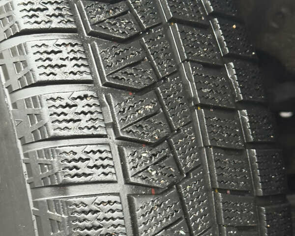 Серый Тойота РАВ 4, объемом двигателя 1.99 л и пробегом 102 тыс. км за 29200 $, фото 16 на Automoto.ua