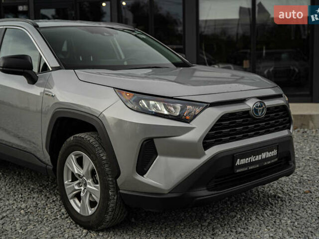 Тойота РАВ 4 2019 в Черновцах на Automoto.ua Серый Тойота РАВ 4, объемом двигателя 2.5 л и пробегом 24 тыс. км за 29900 $, фото 9 на Automoto.ua