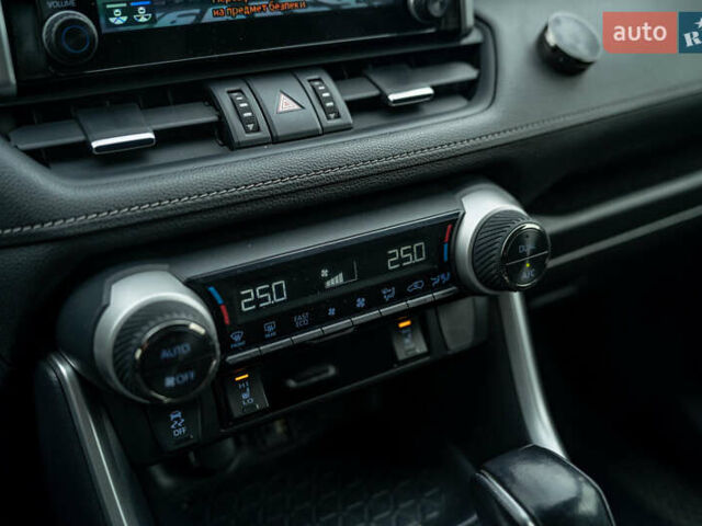 Серый Тойота РАВ 4, объемом двигателя 2.49 л и пробегом 156 тыс. км за 29800 $, фото 28 на Automoto.ua