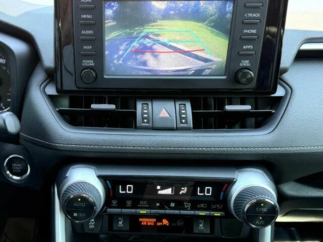 Сірий Тойота РАВ 4, об'ємом двигуна 2 л та пробігом 40 тис. км за 16000 $, фото 9 на Automoto.ua