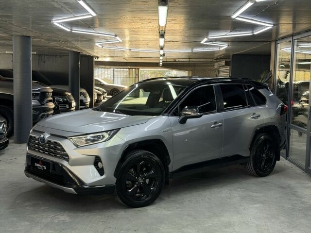 Сірий Тойота РАВ 4, об'ємом двигуна 2.5 л та пробігом 139 тис. км за 30900 $, фото 4 на Automoto.ua