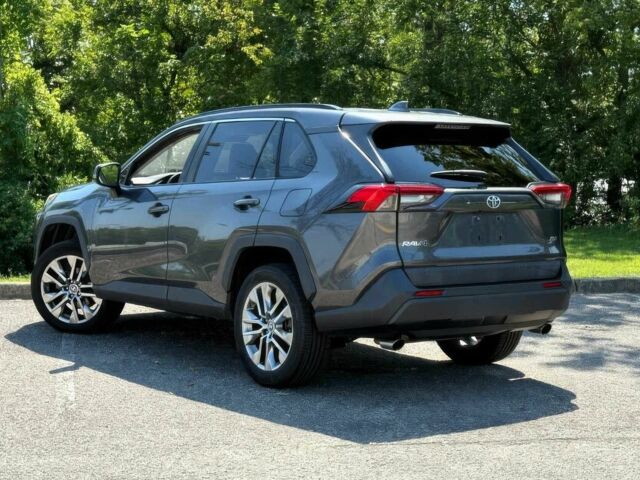 Сірий Тойота РАВ 4, об'ємом двигуна 2 л та пробігом 40 тис. км за 16000 $, фото 3 на Automoto.ua
