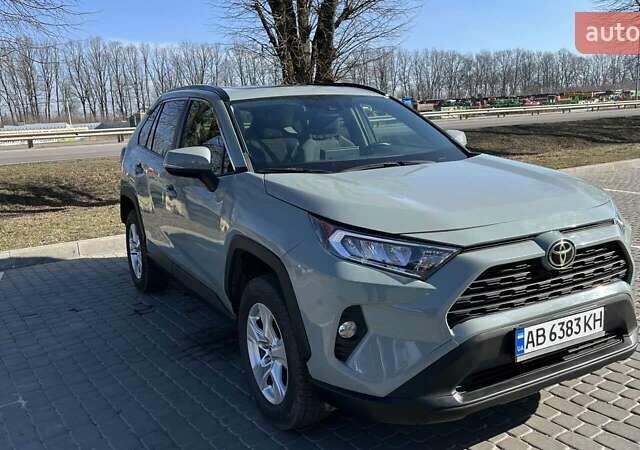 Серый Тойота РАВ 4, объемом двигателя 2.49 л и пробегом 57 тыс. км за 27000 $, фото 1 на Automoto.ua
