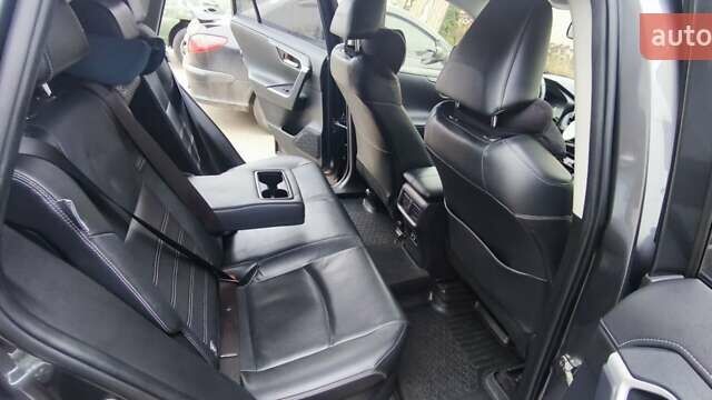 Серый Тойота РАВ 4, объемом двигателя 2.49 л и пробегом 161 тыс. км за 32500 $, фото 7 на Automoto.ua