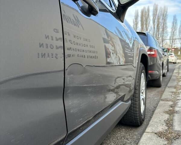 Сірий Тойота РАВ 4, об'ємом двигуна 2 л та пробігом 40 тис. км за 33000 $, фото 18 на Automoto.ua