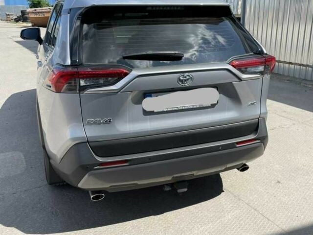 Серый Тойота РАВ 4, объемом двигателя 0 л и пробегом 57 тыс. км за 27000 $, фото 1 на Automoto.ua