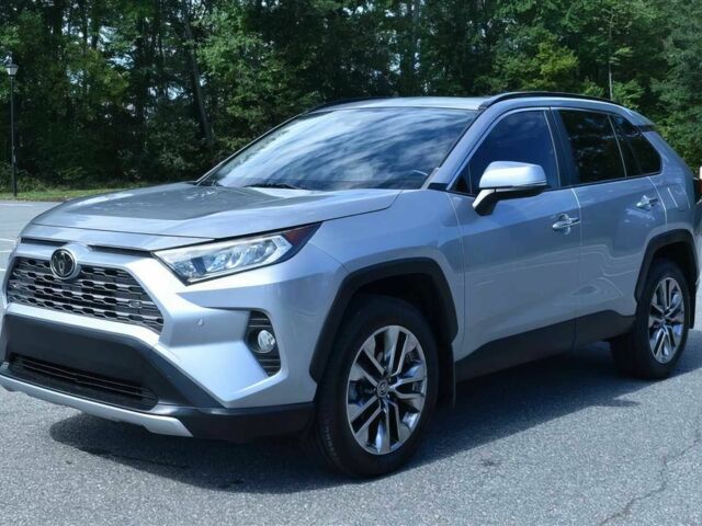 Серый Тойота РАВ 4, объемом двигателя 2.5 л и пробегом 34 тыс. км за 17300 $, фото 2 на Automoto.ua