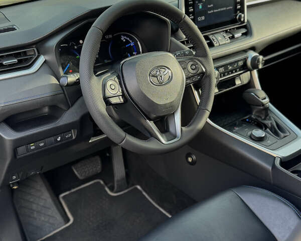 Серый Тойота РАВ 4, объемом двигателя 2.49 л и пробегом 158 тыс. км за 29999 $, фото 26 на Automoto.ua