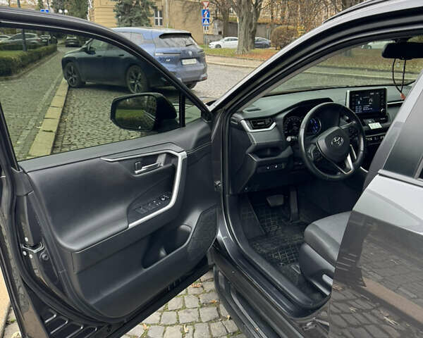 Серый Тойота РАВ 4, объемом двигателя 2.49 л и пробегом 118 тыс. км за 29500 $, фото 5 на Automoto.ua