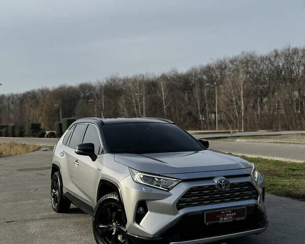 Серый Тойота РАВ 4, объемом двигателя 2.49 л и пробегом 158 тыс. км за 29999 $, фото 1 на Automoto.ua