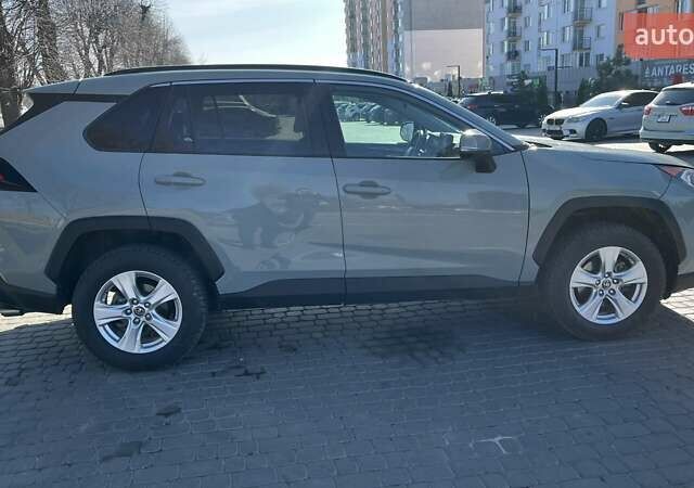 Серый Тойота РАВ 4, объемом двигателя 2.49 л и пробегом 57 тыс. км за 27000 $, фото 5 на Automoto.ua