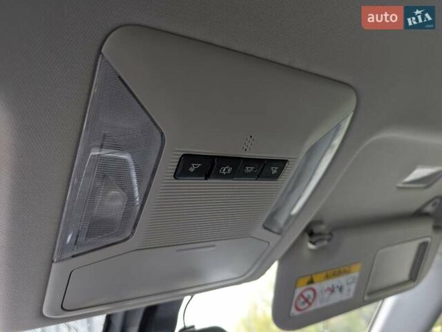 Серый Тойота РАВ 4, объемом двигателя 1.99 л и пробегом 39 тыс. км за 27700 $, фото 17 на Automoto.ua