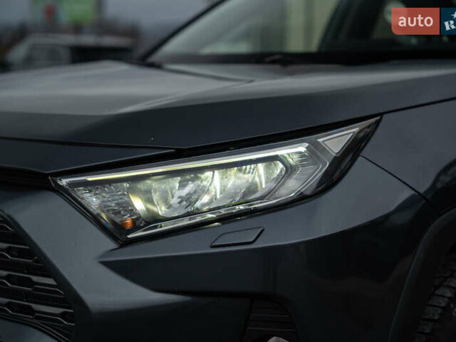 Серый Тойота РАВ 4, объемом двигателя 2.49 л и пробегом 156 тыс. км за 29800 $, фото 14 на Automoto.ua