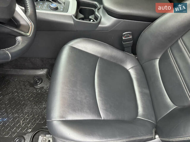 Серый Тойота РАВ 4, объемом двигателя 1.99 л и пробегом 102 тыс. км за 29200 $, фото 9 на Automoto.ua