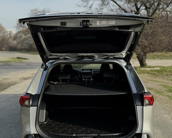 Серый Тойота РАВ 4, объемом двигателя 2.49 л и пробегом 158 тыс. км за 29999 $, фото 18 на Automoto.ua