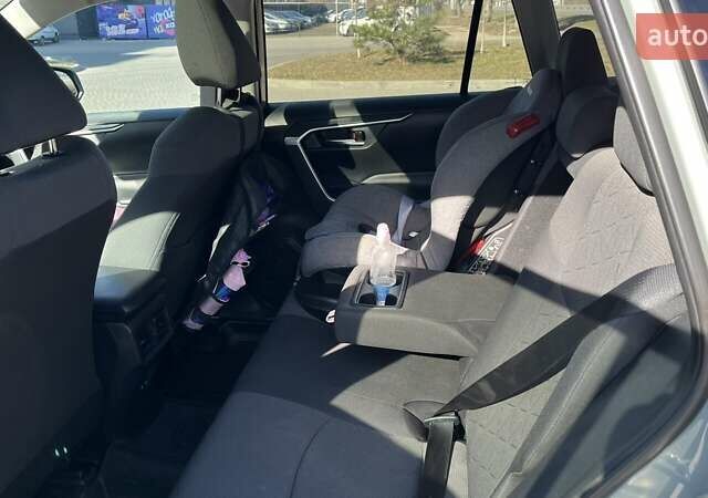 Серый Тойота РАВ 4, объемом двигателя 2.49 л и пробегом 57 тыс. км за 27000 $, фото 14 на Automoto.ua