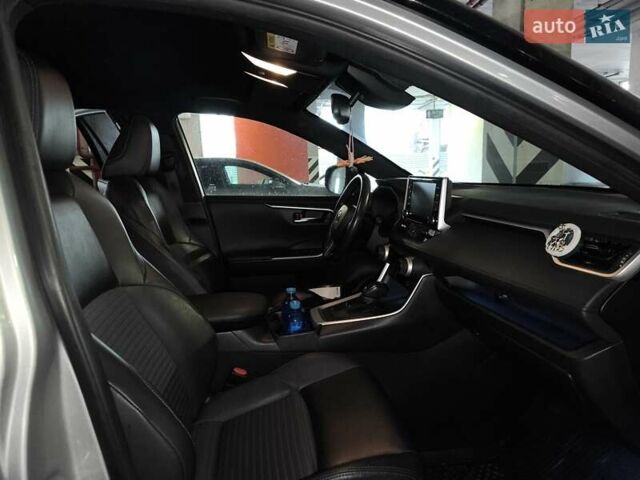 Серый Тойота РАВ 4, объемом двигателя 2.49 л и пробегом 81 тыс. км за 33000 $, фото 15 на Automoto.ua