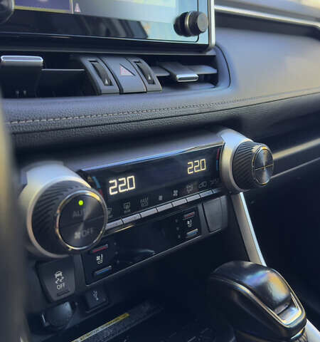 Серый Тойота РАВ 4, объемом двигателя 2.49 л и пробегом 120 тыс. км за 35600 $, фото 26 на Automoto.ua