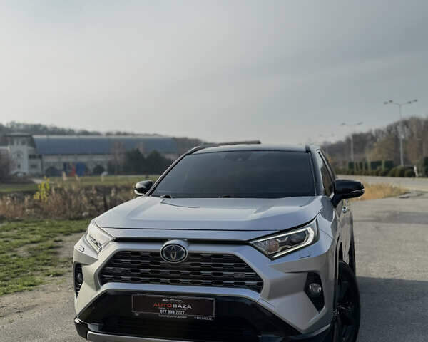 Серый Тойота РАВ 4, объемом двигателя 2.49 л и пробегом 158 тыс. км за 29999 $, фото 4 на Automoto.ua