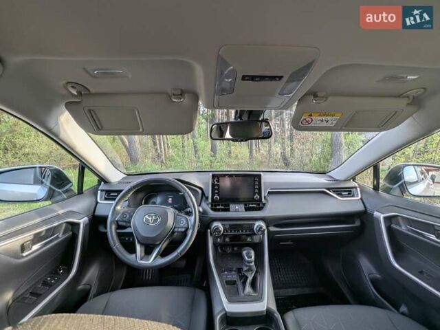 Серый Тойота РАВ 4, объемом двигателя 1.99 л и пробегом 39 тыс. км за 27700 $, фото 11 на Automoto.ua