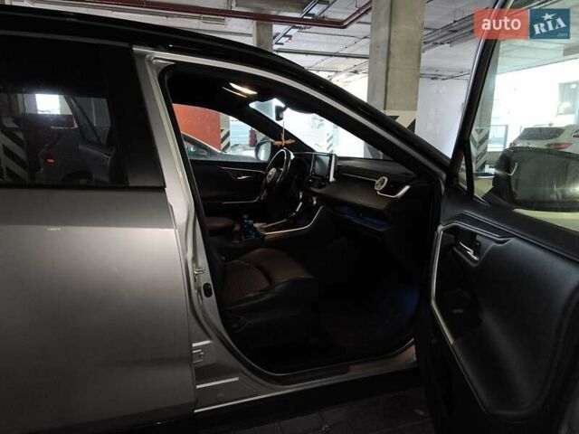 Серый Тойота РАВ 4, объемом двигателя 2.49 л и пробегом 81 тыс. км за 33000 $, фото 16 на Automoto.ua