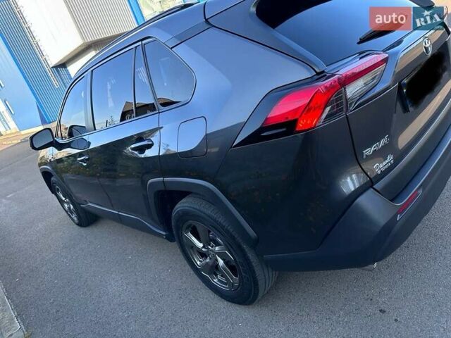 Сірий Тойота РАВ 4, об'ємом двигуна 2.49 л та пробігом 131 тис. км за 26000 $, фото 7 на Automoto.ua