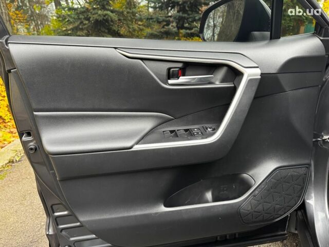 Серый Тойота РАВ 4, объемом двигателя 2.5 л и пробегом 142 тыс. км за 28990 $, фото 12 на Automoto.ua