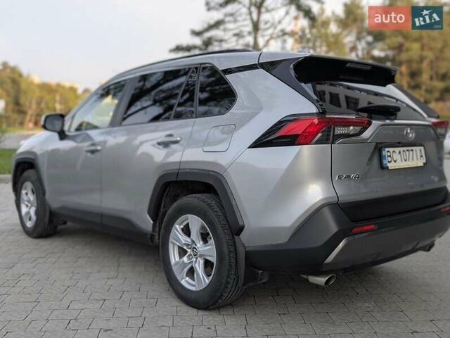 Серый Тойота РАВ 4, объемом двигателя 1.99 л и пробегом 39 тыс. км за 27700 $, фото 4 на Automoto.ua