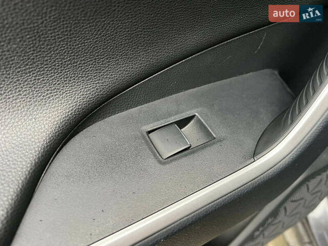 Серый Тойота РАВ 4, объемом двигателя 2.5 л и пробегом 89 тыс. км за 32690 $, фото 33 на Automoto.ua