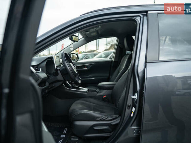 Серый Тойота РАВ 4, объемом двигателя 2.49 л и пробегом 156 тыс. км за 29800 $, фото 15 на Automoto.ua