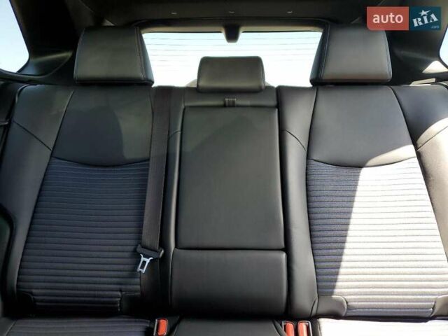Серый Тойота РАВ 4, объемом двигателя 2.49 л и пробегом 150 тыс. км за 9100 $, фото 9 на Automoto.ua