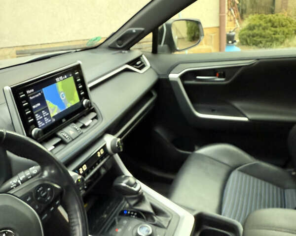 Серый Тойота РАВ 4, объемом двигателя 2.5 л и пробегом 90 тыс. км за 32500 $, фото 2 на Automoto.ua