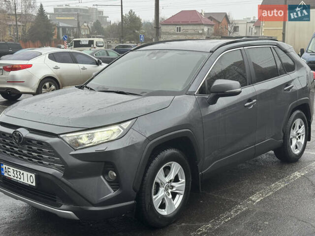 Серый Тойота РАВ 4, объемом двигателя 1.99 л и пробегом 102 тыс. км за 29200 $, фото 1 на Automoto.ua