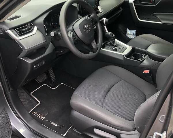 Сірий Тойота РАВ 4, об'ємом двигуна 2.49 л та пробігом 119 тис. км за 29950 $, фото 8 на Automoto.ua