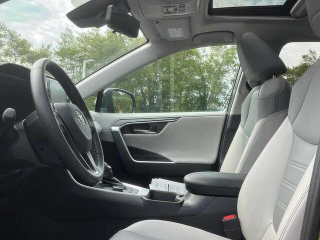 Серый Тойота РАВ 4, объемом двигателя 2.5 л и пробегом 47 тыс. км за 10000 $, фото 8 на Automoto.ua