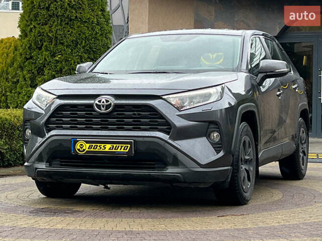 Серый Тойота РАВ 4, объемом двигателя 1.99 л и пробегом 133 тыс. км за 25900 $, фото 2 на Automoto.ua