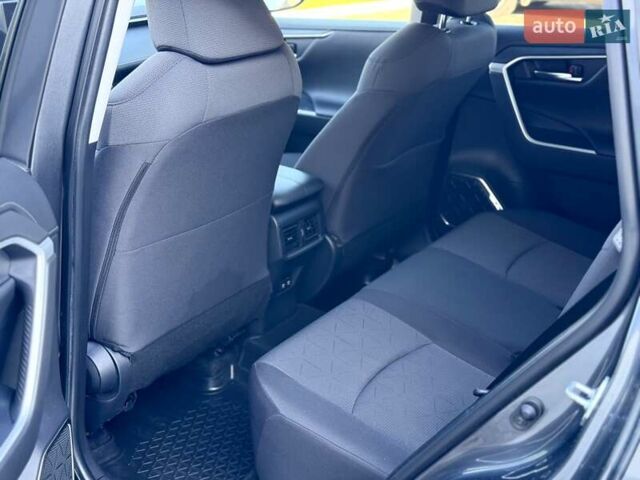 Серый Тойота РАВ 4, объемом двигателя 1.99 л и пробегом 67 тыс. км за 26900 $, фото 20 на Automoto.ua