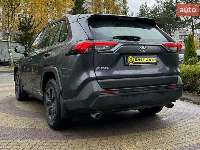 Серый Тойота РАВ 4, объемом двигателя 1.99 л и пробегом 133 тыс. км за 25900 $, фото 4 на Automoto.ua
