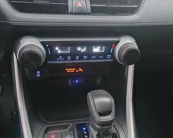 Сірий Тойота РАВ 4, об'ємом двигуна 2.5 л та пробігом 124 тис. км за 15900 $, фото 4 на Automoto.ua