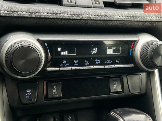 Серый Тойота РАВ 4, объемом двигателя 1.99 л и пробегом 133 тыс. км за 25900 $, фото 14 на Automoto.ua