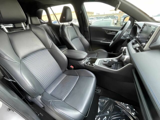 Сірий Тойота РАВ 4, об'ємом двигуна 2.5 л та пробігом 44 тис. км за 15000 $, фото 11 на Automoto.ua