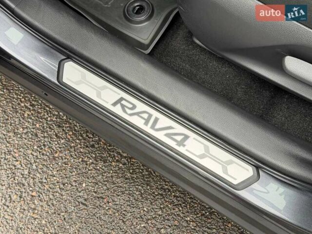 Сірий Тойота РАВ 4, об'ємом двигуна 2.49 л та пробігом 88 тис. км за 28500 $, фото 38 на Automoto.ua