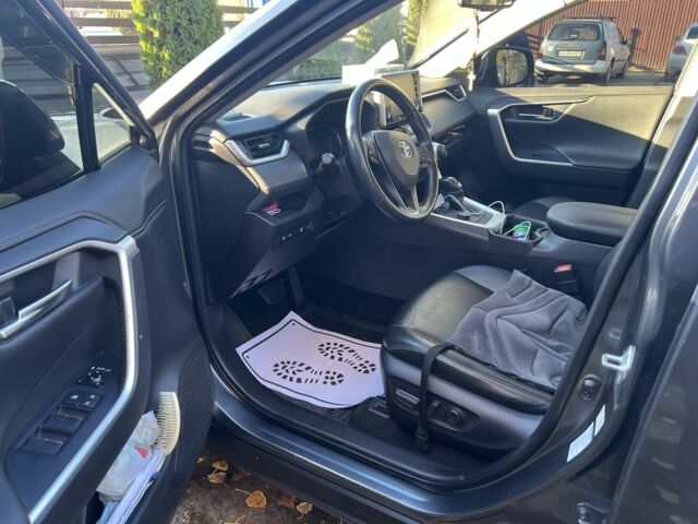 Серый Тойота РАВ 4, объемом двигателя 2 л и пробегом 66 тыс. км за 27000 $, фото 4 на Automoto.ua